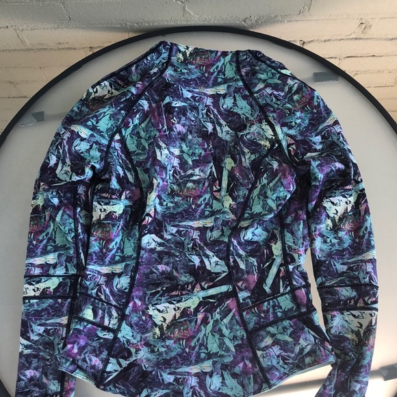 Reversible Lululemon Jacket - Picture 3 of 6